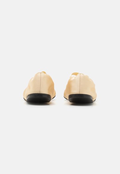 Proenza Schouler GLOVE BALLET FLATS - Sabrinas com tira no tornozelo - light/pastel yellow