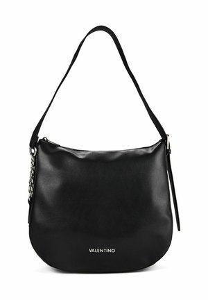 Schwarze Lederschultertasche mit silberner Kettendetail und Reißverschluss, vorne mit "Valentino" in kleinen silbernen Buchstaben gebrandet.