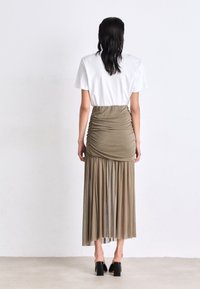 Gestuz MESSI LONG SKIRT - Maxi szoknya - stone gray