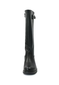 Stivale nero in pelle fino al ginocchio con una texture liscia, punta arrotondata e un dettaglio con fibbia sul lato esterno. Suola robusta per una maggiore durata.