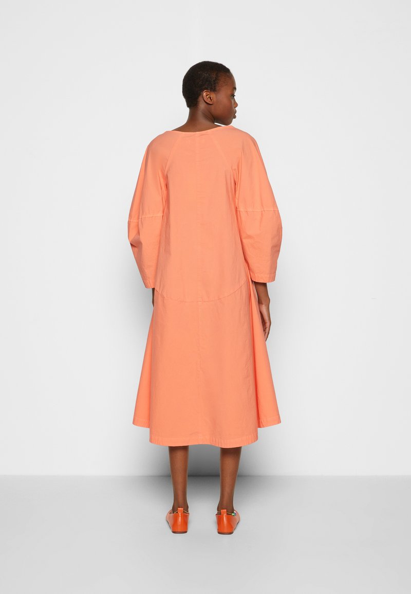 Damen Freizeitkleider | Henrik Vibskov CAST DRESS Freizeitkleid melon/koralle - SO39241 Damen Freizeitkleider | Henrik Vibskov CAST DRESS Freizeitkleid melon/koralle - SO39241