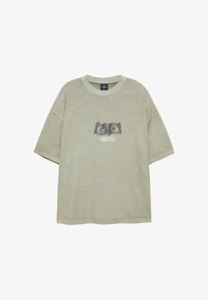 PULL&BEAR, SHORT SLEEVE NIRVANA - T-SHIRT - T-shirt imprimé - khaki