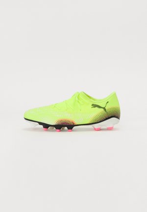 FUTURE 8 MATCH LOW - Zapatillas fútbol para césped artificial - yellow alert/black/sun struck