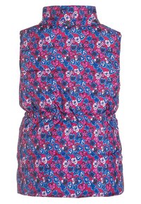 Ärmlös vadderad väst med samlad midja och ett blomm�önster i rosa, blått och lila på tyget.