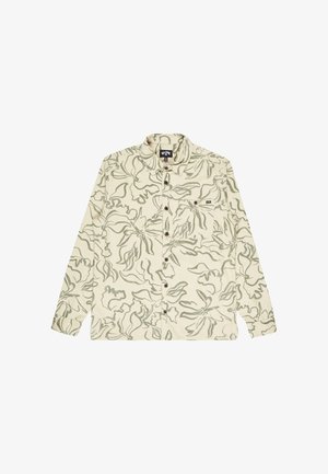 Camisa de botones en tejido crema con un patrón floral verde, que presenta un cuello, mangas largas y un bolsillo en el pecho con un pequeño logotipo.