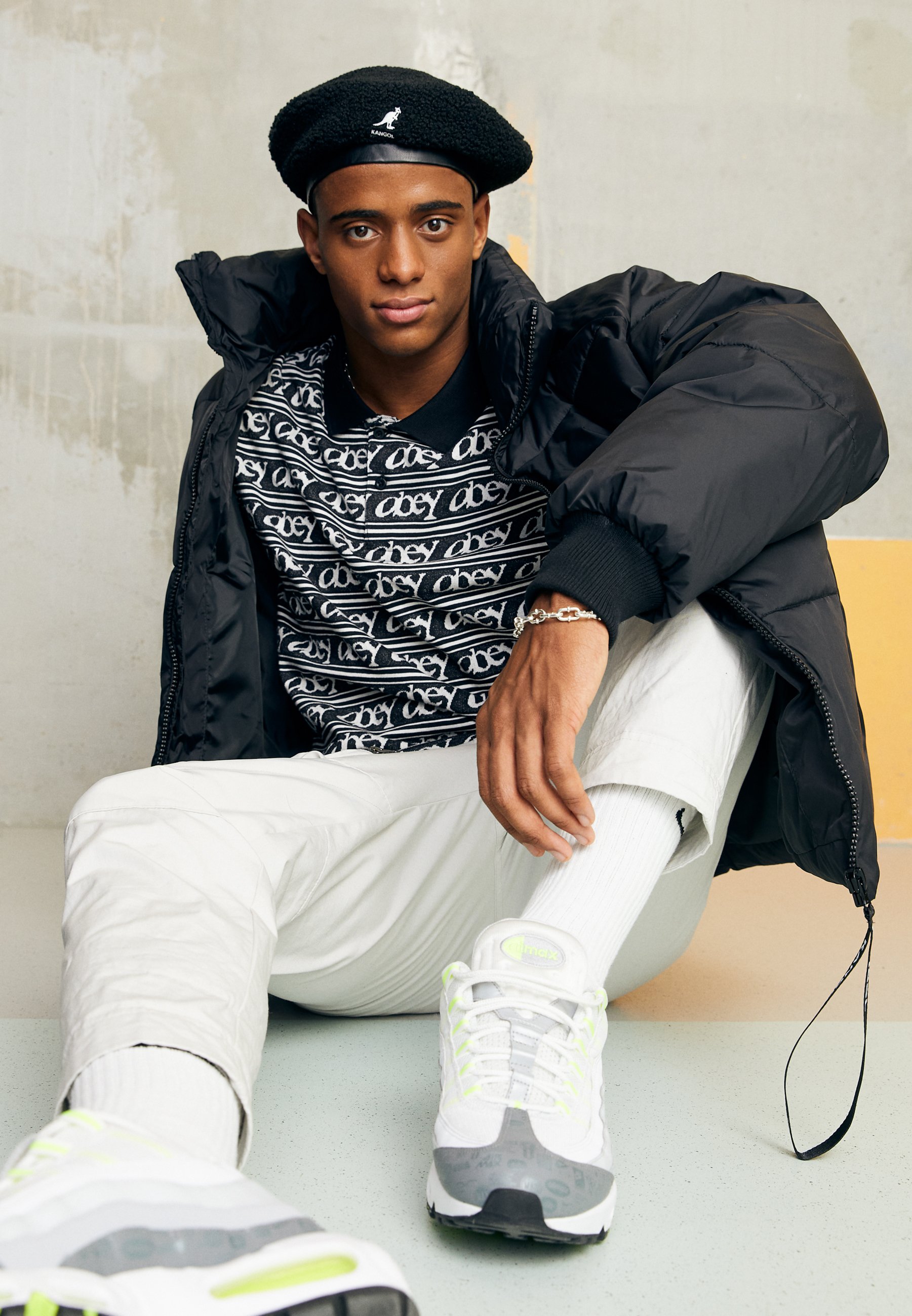 Kangol SHORT PUFFER - Winter jacket 
