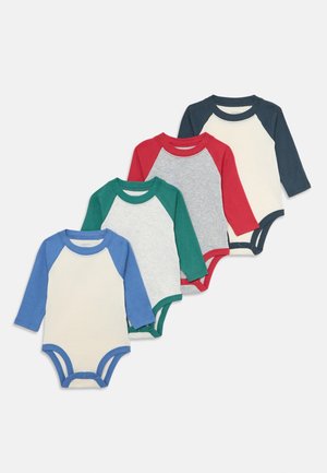 Cuatro bodies de bebé de manga larga con mangas raglán en azul, verde, rojo y marino, dispuestos en diagonal sobre un fondo blanco.