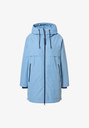 Giacca impermeabile azzurro chiaro con cappuccio, zip frontale e due tasche laterali. Presenta una texture liscia e un cordoncino regolabile sul cappuccio.