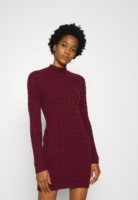 Hollister Co. CABLE DRESS - Vestido de malha - burgundy