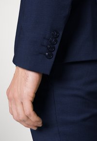 Lindbergh STRUCTURED SUIT SET - Fato - blue