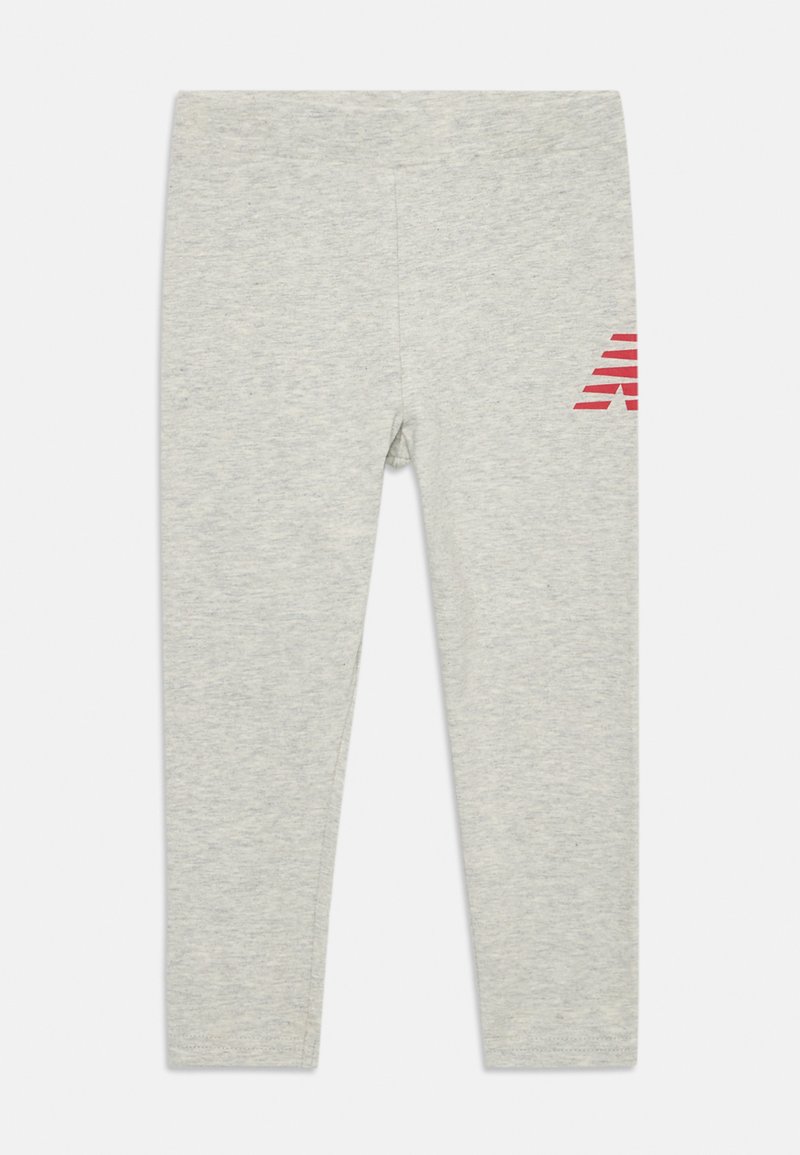 Helle graue Leggings aus weichem Baumwollmix, mit körperbetontem Schnitt und einem roten gestreiften Logo-Detail auf dem linken Oberschenkel.