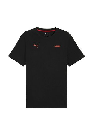 Czarna, krótkożęśnia T-shirt Puma z czerwonym logo Puma na lewej piersi i czerwonym logo F1 na prawej piersi, z czerwonym detalem wewnętrznej kołnierza.
