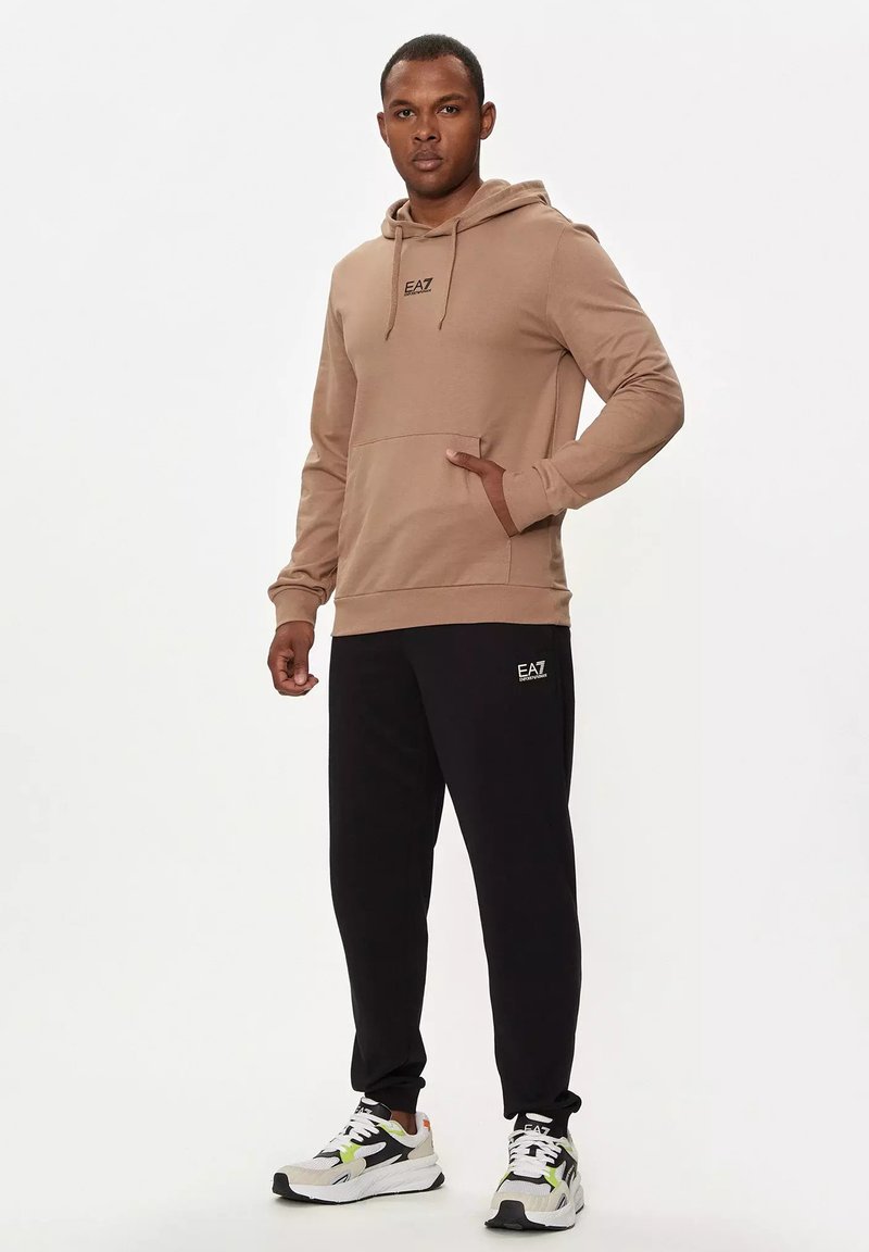 Sudadera