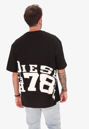 Print T-shirt - black
