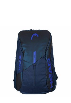 Marineblauwe HEAD sportrugzak met een ritssluiting aan de voorkant, mesh zijvakken en blauw merklogo aan de voorkant en zijkanten.
