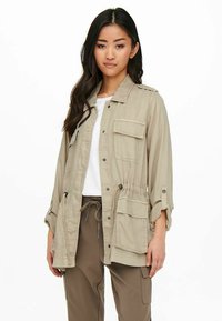 ONLY - KENYA LIFE UTILITY CC OTW - Leichte Jacke - silver lining Thumbnail-Bild 1