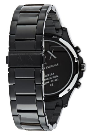 Orologio in acciaio inox nero con un cinturino segmentato e dal design elegante; presenta un quadrante rotondo con dettagli argentati e un design minimalista sul quadrante.