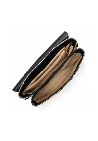 Portafoglio in pelle sintetica nera con due scomparti e un interno beige chiaro, accentuato da un bordo decorato. Hardware della cerniera in oro visibile.