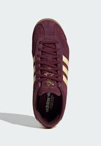 adidas Originals Tenisky - maroon   almost yellow   gold metallic