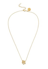 Collier en chaîne dorée avec trois anneaux entrelacés, dont un décoré de petites pierres précieuses transparentes, fermoir ajustable avec une médaille ronde.