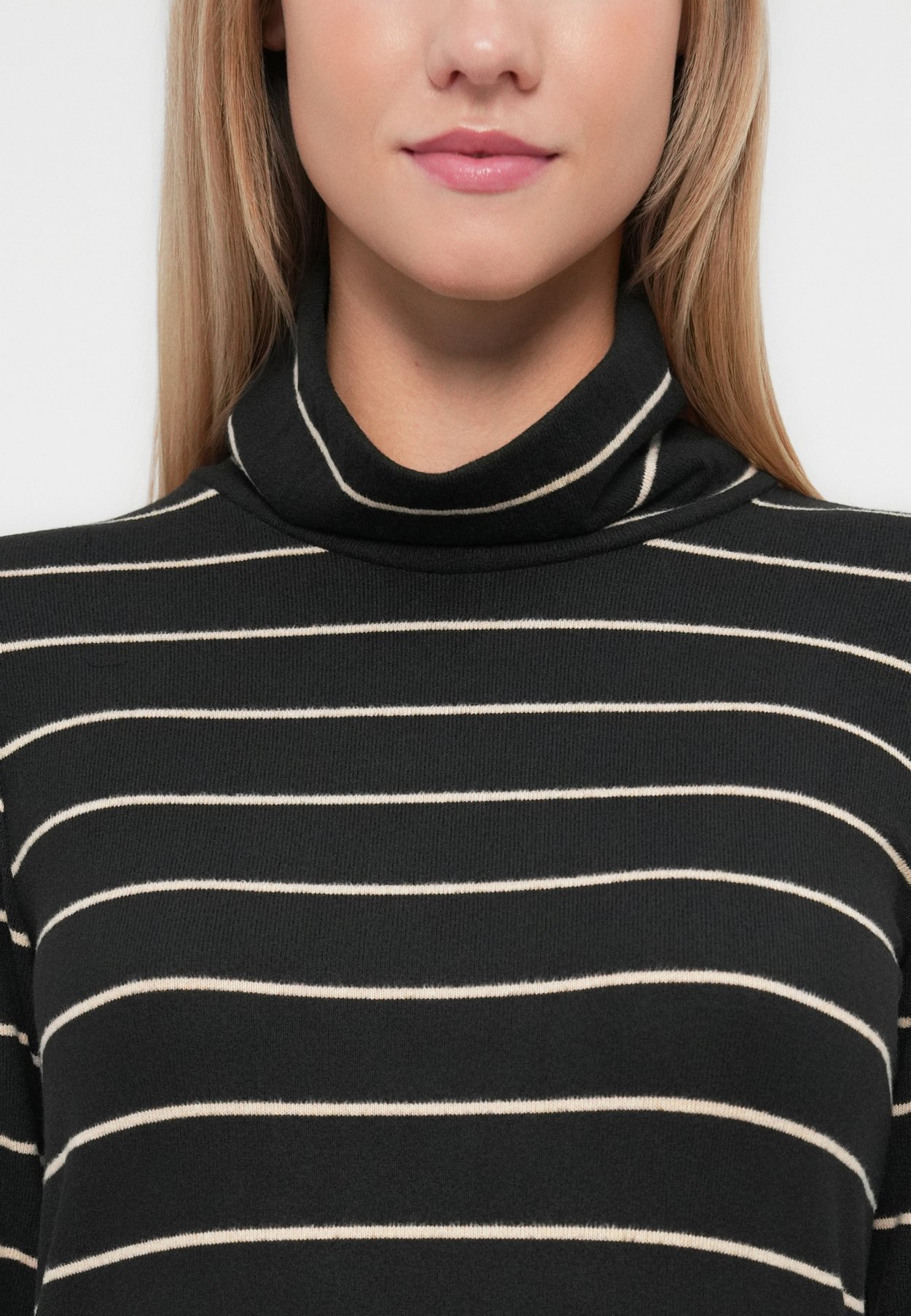 ONLCATERINA LIFE ROLL NECK