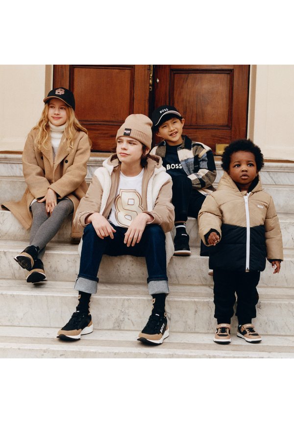 SHORT SLEEVES TEE UNISEX - T-Shirt print