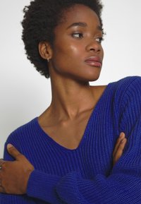 ICHI IHSALLY  - Camisola - clematis blue