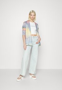 VILA VITONEPRINT - Blazer - pastel lilac/rainbow