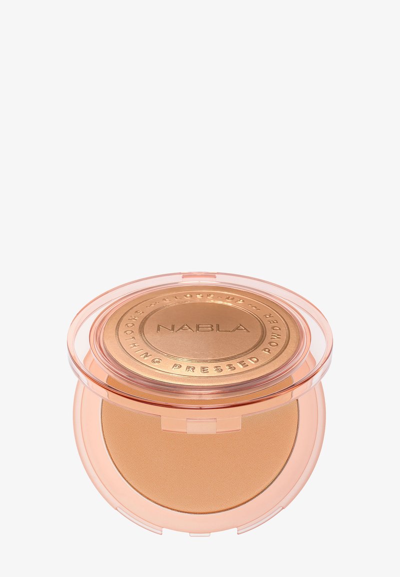 NABLA - CLOSE-UP SMOOTHING PRESSED POWDER - Bronzer - dark to very dark complexion, Enlarge