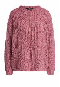 Rosa gestrickter Pullover mit strukturiertem, voluminösem Design. Verfügt über einen runden Halsausschnitt und subtile diagonale Muster, mit gerippten Bündchen und Saum.