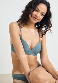 Calvin Klein Underwear COMFORT - Modrček za pod majico - blue performance