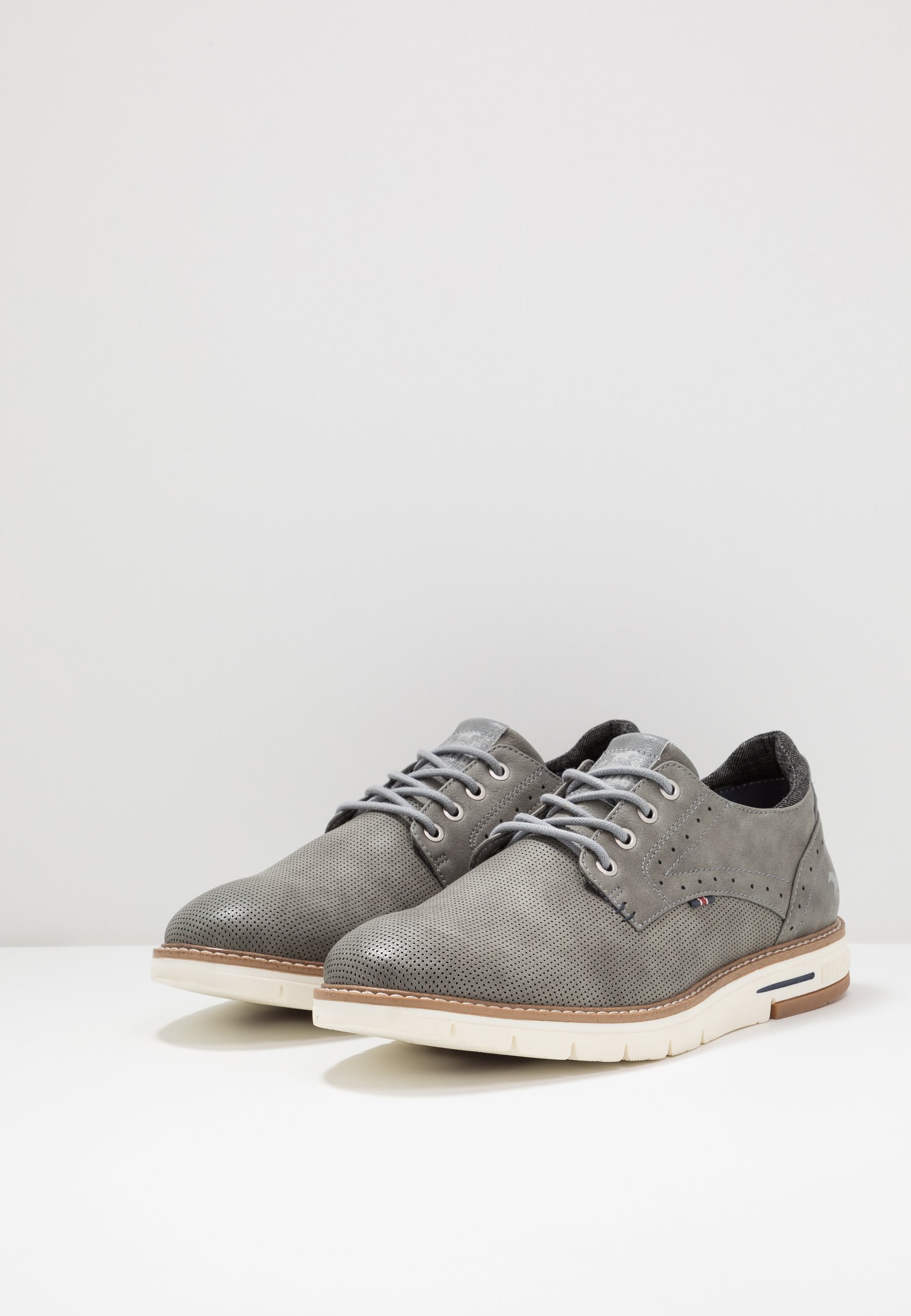 Mustang Casual snøresko grau Zalando.no Mustang Casual snøresko beige Zalando.no