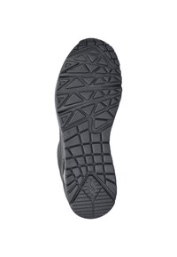 Zwarte rubberen schoenzool met een gestructureerd grippatroon, voorzien van driehoekige en rechthoekige loopvlakken, ontworpen voor grip en duurzaamheid.