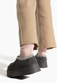 Gooce WAEL - Zapatos sin cordones - grey