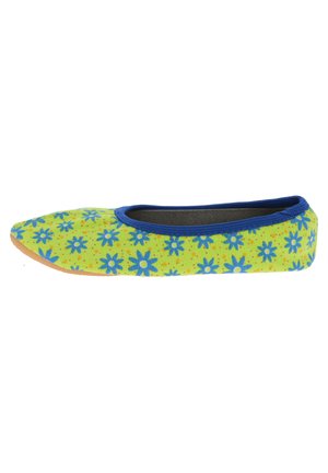 Ballet flat with a yellow fabric upper featuring blue flower patterns, blue trim around the opening, and a tan rubber sole.