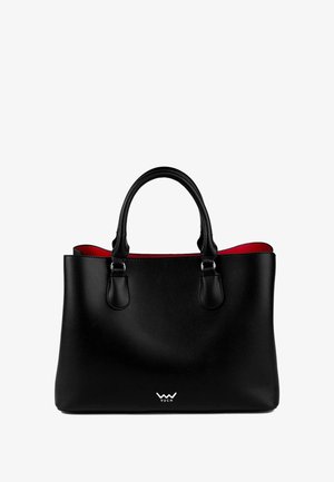 Schwarze Lederhandtasche mit strukturiertem Design, zwei oberen Griffen und metallischen Beschlägen. Verfügt über ein Logo an der Unterseite und eine glatte Textur.
