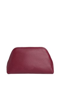 Bordowa skórzana saszetka z zaokrąglonym wierzchem, teksturowaną powierzchnią i gładkim zamknięciem na zamek. Kompaktowy design idealny na kosmetyki lub drobne przedmioty.