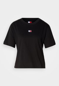 BADGE TEE - Lihtne T-särk - black