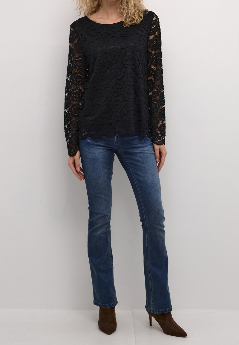 Cream Blouse - black