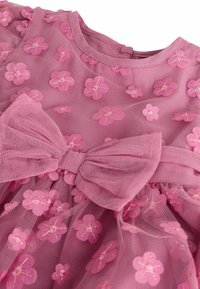 Next REGULAR FIT - Robe de soirée - berry pink d flowers
