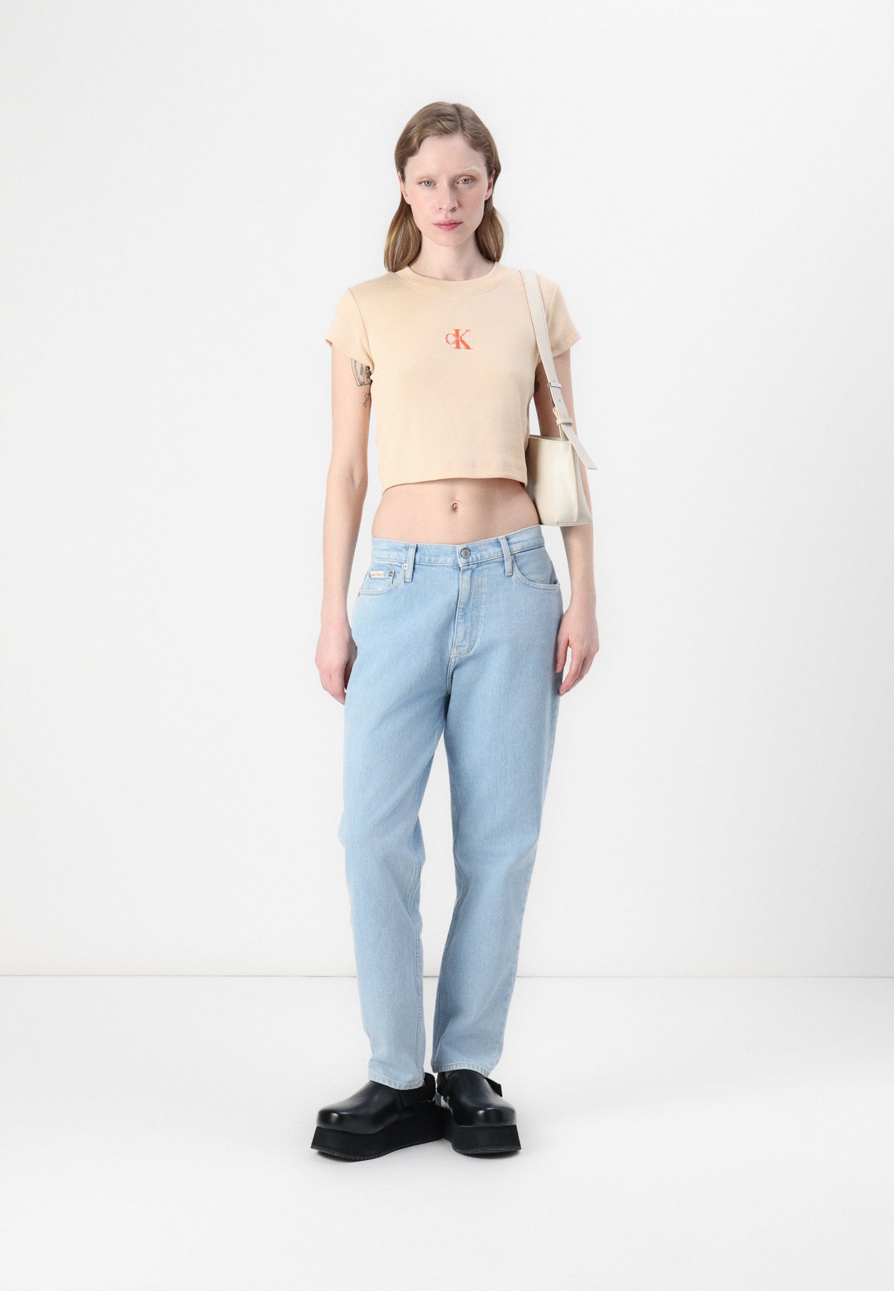 Calvin Klein Jeans MONOGRAM BABY TEE - Basic T-shirt - apple