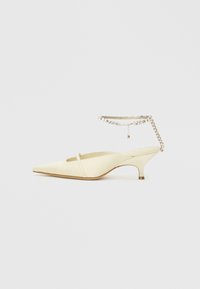 Sélectionné, white