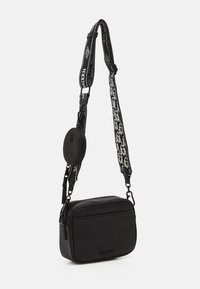 Steve Madden BLILLITE - Cross body bag - black