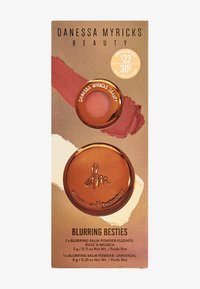 Danessa Myricks Beauty DMB YUMMY SKIN BLURRING - Rouge