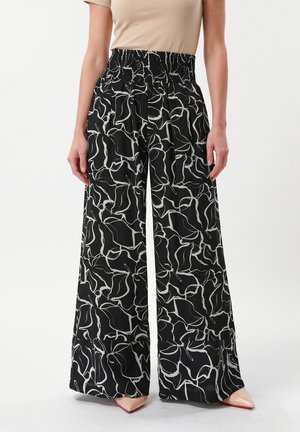 Anna Field, Pantaloni - black base white print