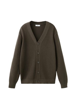 Tmavohnedý pletený kardigán s dlhými rukávmi, výstrihom do V a piatimi gombíkmi vpredu, zobrazený na bielom pozadí.