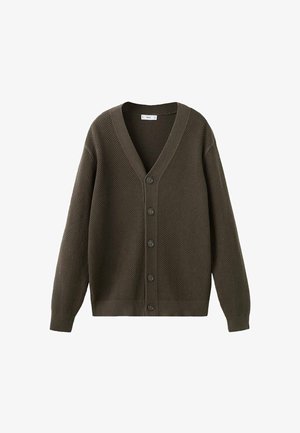 Temno rjav pleten kardigan z dolgimi rokavi, z V-izrezom in petimi gumbi spredaj, prikazan na belem ozadju.