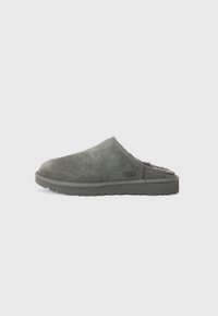 UGG CLASSIC SLIP ON - Mules - magnolia leaf
