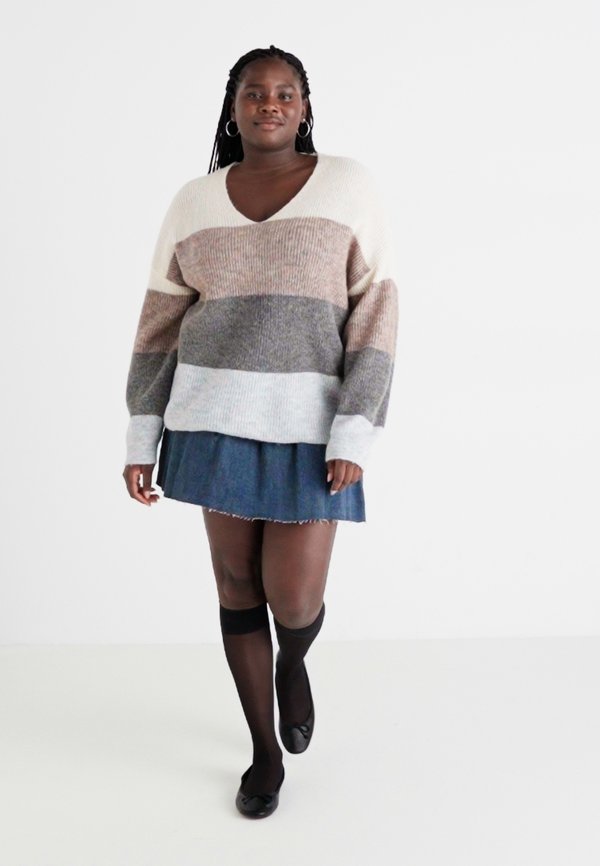 VMCDESMA V NECK  - Jumper4