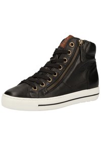 Schwarzes High-Top-Ledersneaker mit strukturierter Oberfläche, goldenen Reißverschlussdetails, braunem Lederakzent auf der Zunge und weißer Gummisohle.